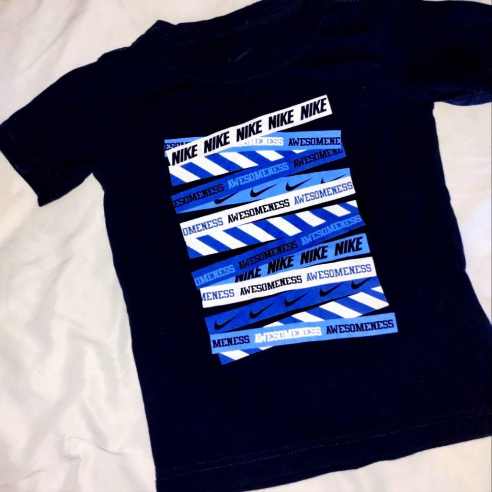 Boy's Nike Tshirts like new